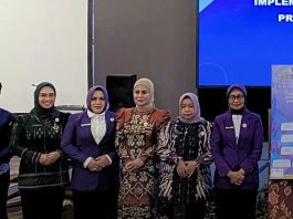Ketua TP Posyandu HST Hadiri Sosialisasi Posyandu 6 Bidang SPM di Banjarbaru