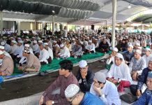 Antusias Tak Luntur Diterpa Hujan: Ribuan Jemaah Banjiri Haul ke-13 Abuya Bati-Bati