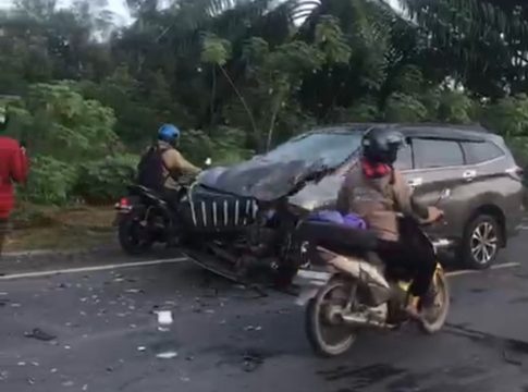 BREAKING NEWS Pengendara Terkapar di Ray 4