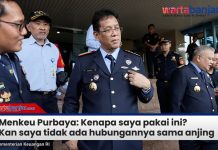 VIDEO - Menkeu Purbaya: Kenapa saya pakai ini? Kan saya tidak ada hubungannya sama anjing