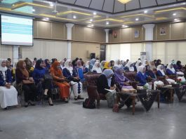 Bukan Sekadar Arisan, Dharma Wanita Tanah Laut Asah Nyali Istri ASN Lewat Pelatihan Public Speaking