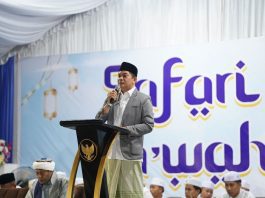 Hadiri Safari Dakwah Maulid Nabi di Tanah Bumbu, Bupati Andi Rudi Latif: Berpesan Eratkan Hubungan dengan Rasulullah