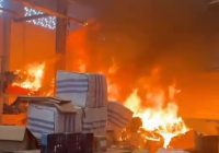 Api Berkobar di Dalam Bangunan Perusahaan di Km. 7