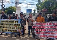 Usai Kasus Keracunan MBG di Kabupaten Banjar, KMPB Kalsel ke Kantor Bupati: Tuntut APH Selidiki Dugaan Korupsi!