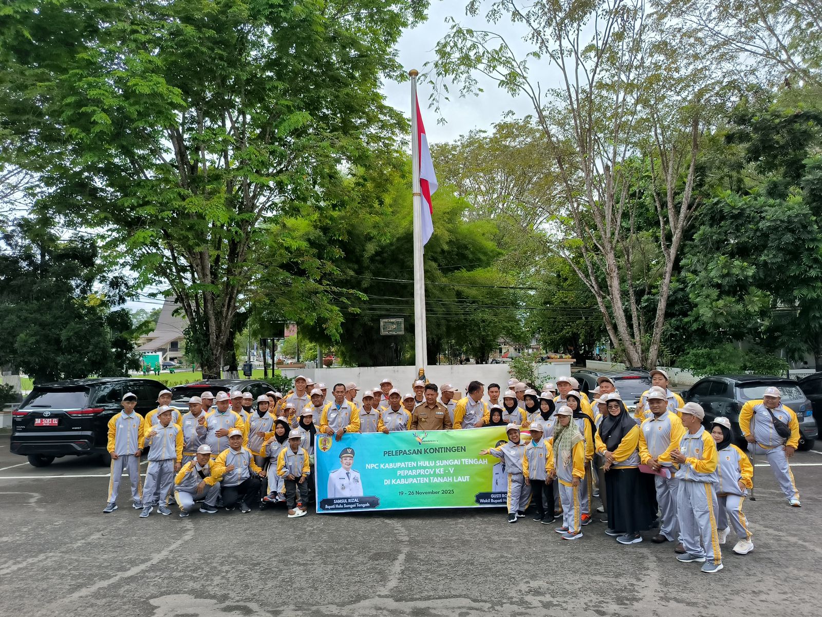 Bupati HST Lepas 99 Kontingen ke Peparprov Kalsel 2025, "Atlet Disabilitas Adalah Sosok Luar Biasa!"