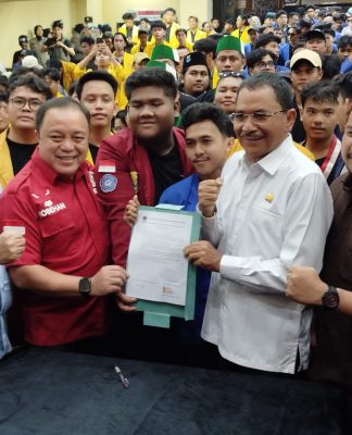 Ketua DPRD Kalsel Pastikan Tuntutan Mahasiswa Diantar Senin