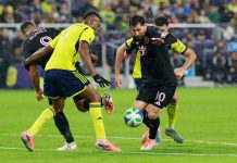 Messi Cs Digilas Nashville, Mascherano Menahan Marah