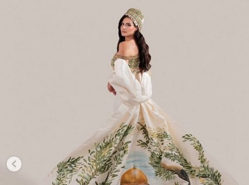 Miss Palestine Nadeen Ayoub Kenakan Gaun Bergambar Masjid Al-Aqsha dan Gereja Makam Suci di Miss Universe 2025