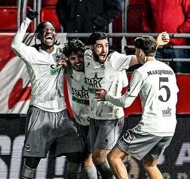 Gol Ragnar Oratmangoen Berujung Pergantian Pelatih Lawan