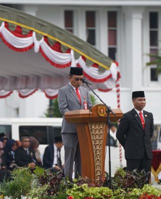 Momen Hari Pahlawan di Banjarbaru: Sekda Sirajoni Serukan Aksi Nyata ASN &amp; Warga untuk Bangun Daerah