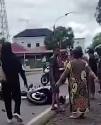 Pengendara Sepeda Motor Terluka Parah di Pasar Jati Martapura