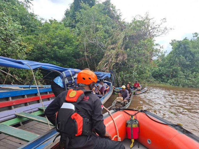 Nelayan Bakumpai Diduga Tenggelam di Sungai Barito, Perahu Ditemukan Kosong!