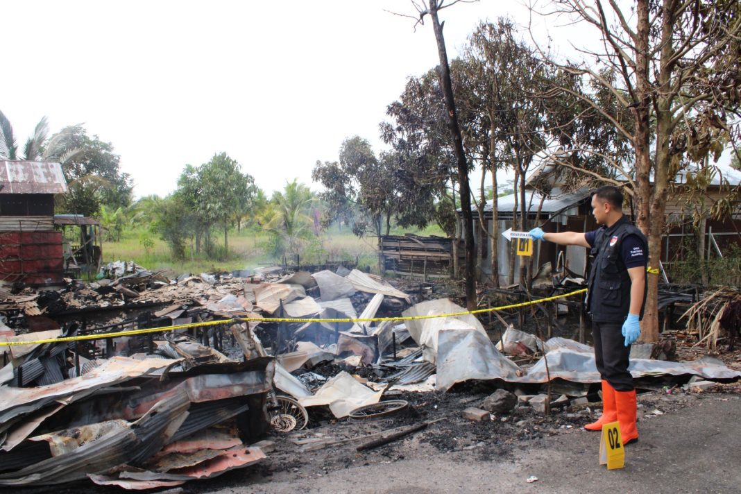 Polisi Ungkap Penyebab Kebakaran Empat Rumah di Landasan Ulin Tengah, Diduga Akibat Korsleting Listrik