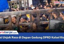 VIDEO - Aksi Unjuk Rasa di Depan Gedung DPRD Kalsel Ricuh