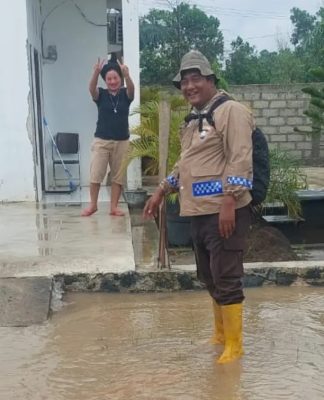 Hujan Deras, Genangan Air Tutupi Jalan Sidomulyo