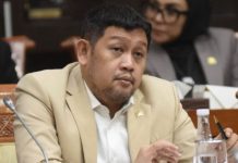 DPR Desak OJK Hapus Aturan Debt Collector Pihak Ketiga Pasca Insiden Kekerasan