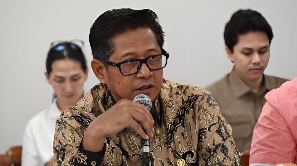 Anggota Komisi V