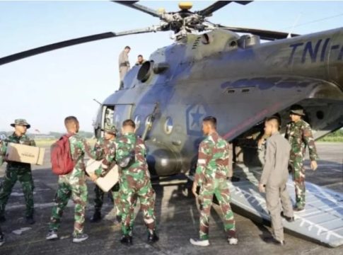 Akses Darat Terputus, Kodam IM Aceh Kerahkan Helikopter MI-17 V5 Kirim Logistik Banjir