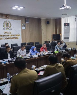 Komisi III DPRD Kalsel dan PUPR Bahas Evaluasi Program 2025