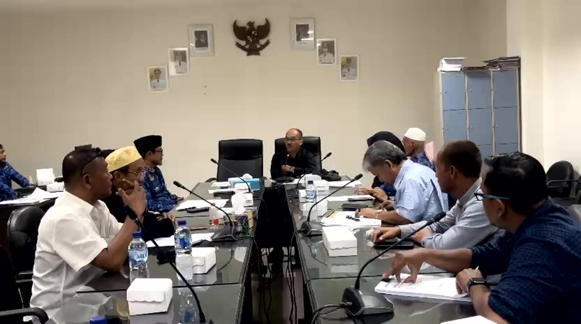 Warga Pemurus Dalam Pertanyaan Status Fasum di Beruntung Jaya di RDP DPRD Kota Banjarmasin
