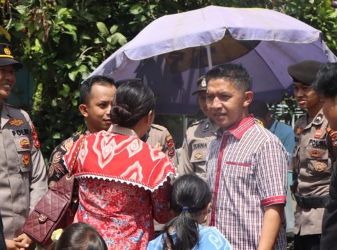 Kapolres HST Turun Langsung Pantau Pengamanan Natal di Sejumlah Gereja
