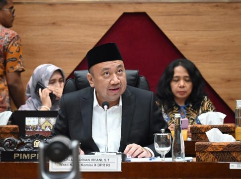 Komisi X DPR Desak Kritik Buku Sejarah RI Versi Terbaru Dihormati Sebagai Bahan Evaluasi