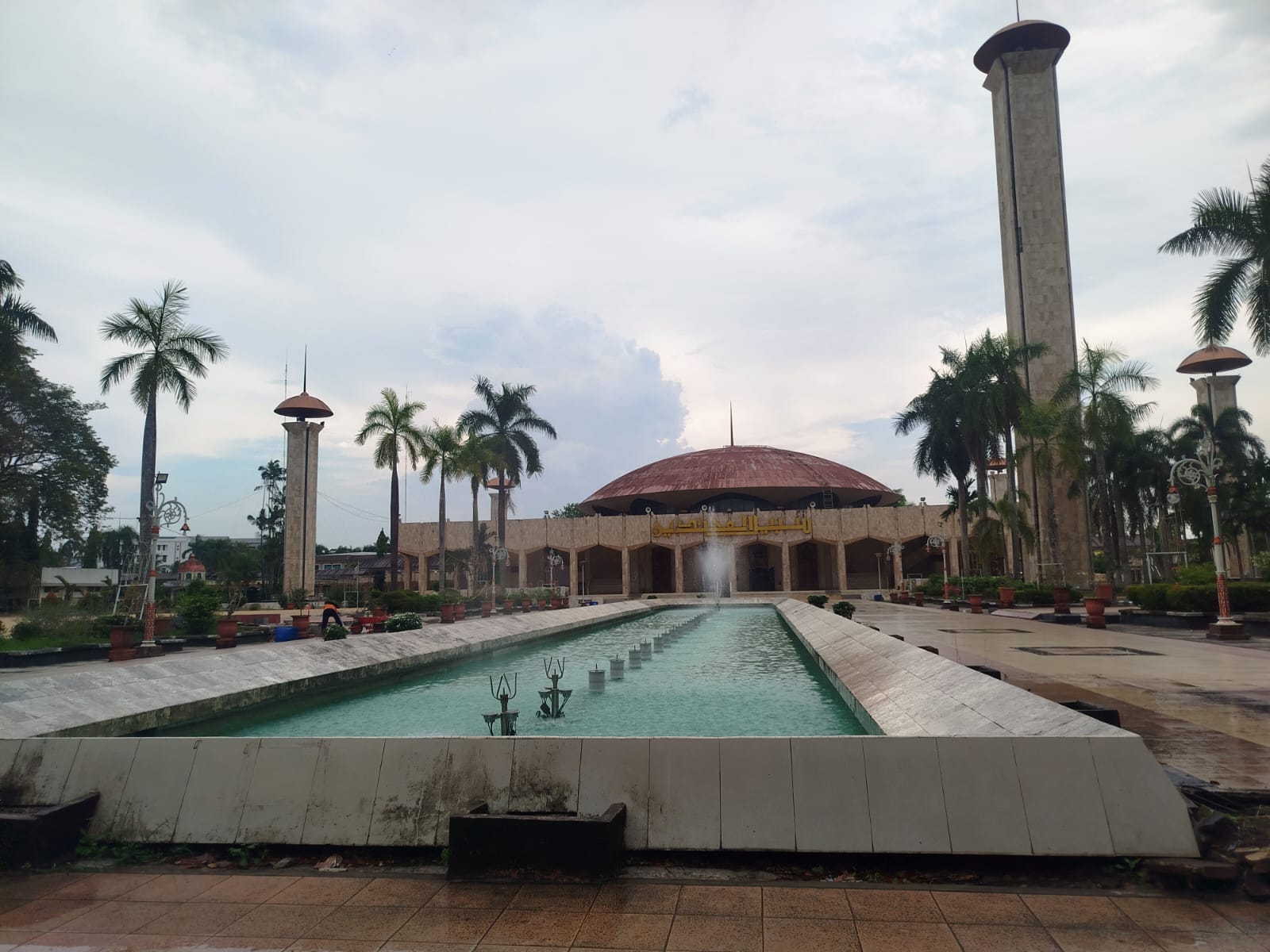 Suasana masjid Raya Sabilal Muhtadin1