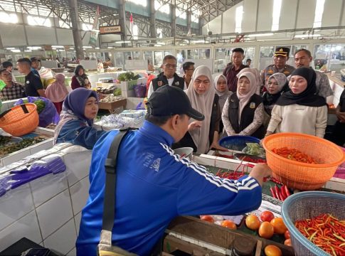 Jelang Nataru, Harga Cabai Melonjak di Banjarbaru: Pemerintah Pastikan Stok Bapok Aman hingga Ramadan