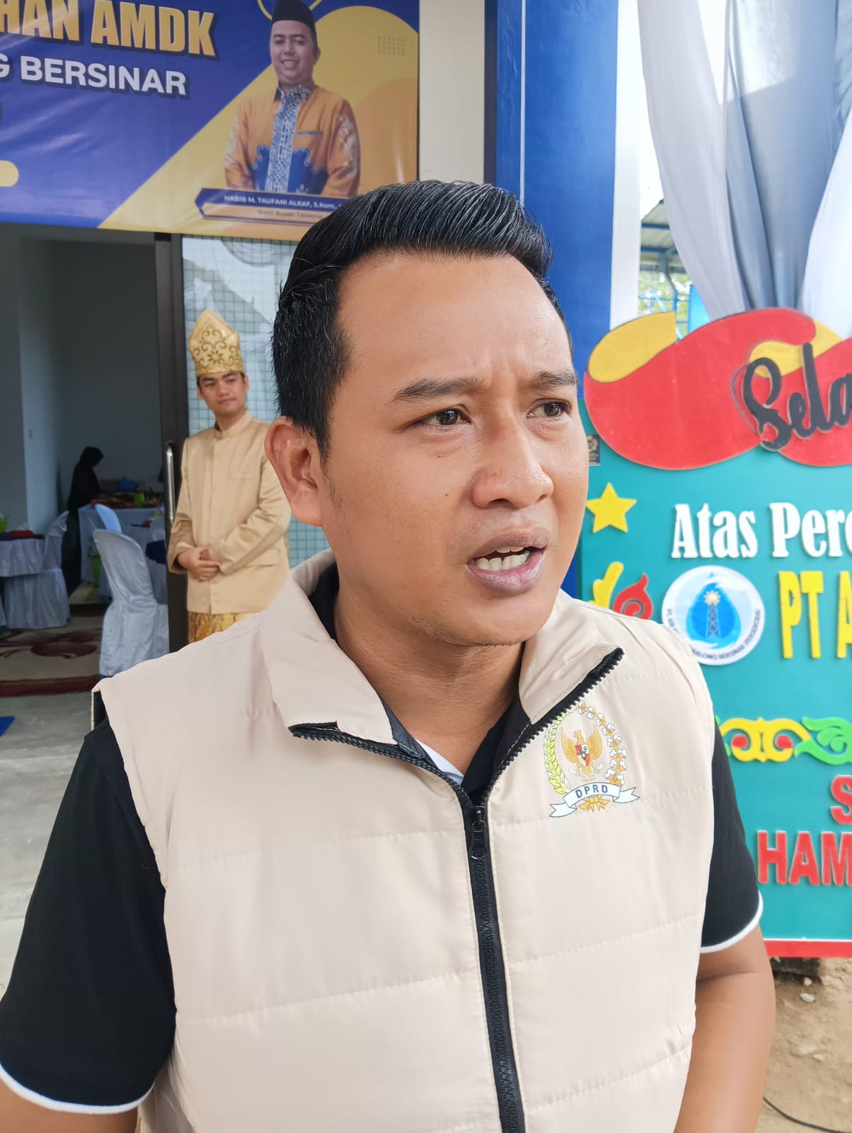 Ketua Komisi III DPRD Tabalong, Ari Wahyu Utomo Apresiasi AMDK "Smart" Produksi PT Air Minum Tabalong Bersinar