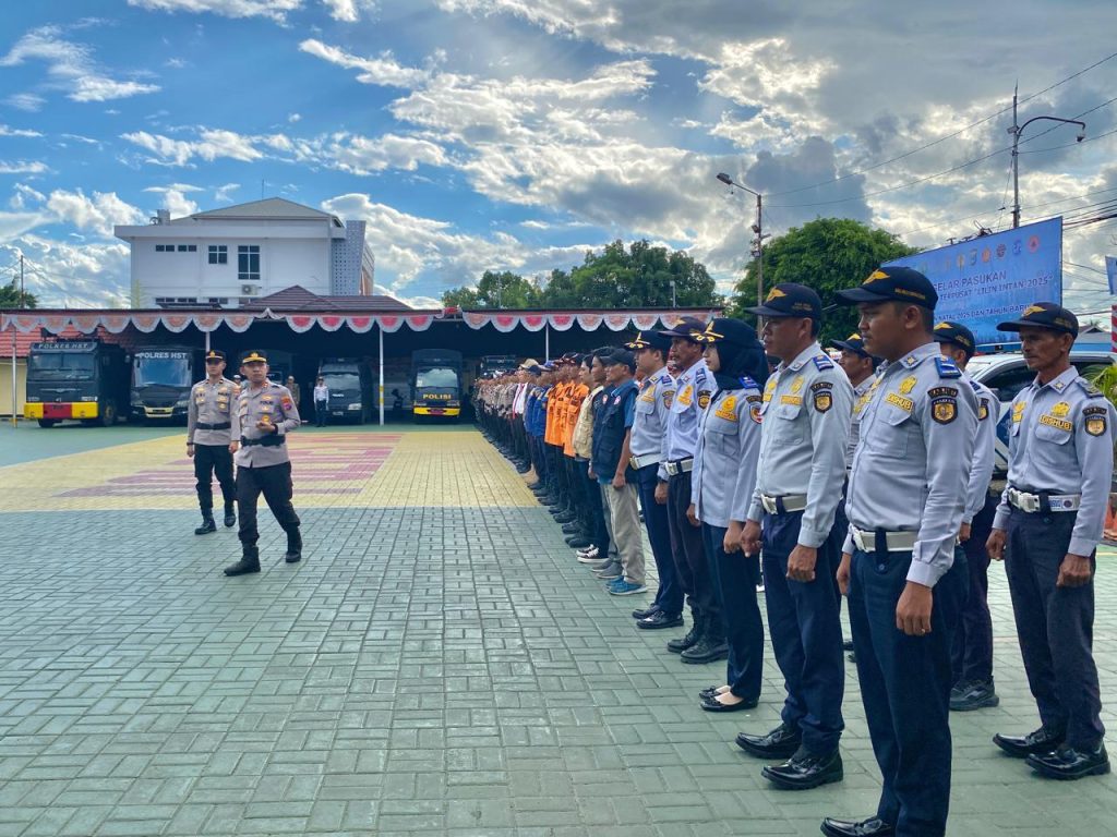 Polres HST Gelar Apel Ops Lilin Intan 2025, Amankan Natal dan Tahun Baru