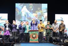 Spektakuler! Ribuan Penonton Tumpah Ruah, Bupati Andi Rudi Latif Buka Aksi Festival Budaya 2025