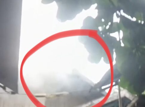 Kebakaran di Trikora Banjarbaru, Atap Rumah Berasap