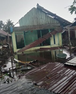 Sejumlah Rumah di Dua Desa di Martapura Timur Hancur Diterjang Angin Puting Beliung
