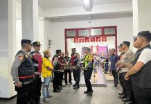 Polres Tabalong, Kodim 1008 &amp; Masyarakat Bersinergi Amankan Misa Malam Natal di Sejumlah Gereja
