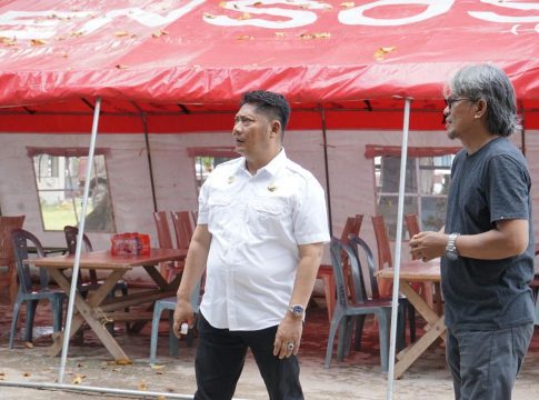 Bupati HST Samsul Rizal Tinjau Posko Pelayanan Jemaah Momen 5 Rajab di Terminal Pantai Hambawang