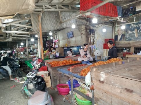 Pasokan Lancar, Harga Cabai Jelang Tahun Baru 2026 di Pasar Sentra Antasari Banjarmasin Turun