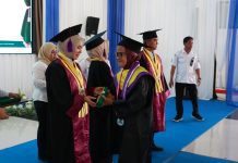 Haru dan Inspiratif! Wisuda Sekolah Lansia Meriahkan Harganas ke-32 di Tanah Bumbu