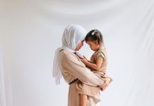 Bukan Sekadar Ucapan! 35 Kata Hari Ibu 22 Desember yang Menggugah, Netizen: “Perempuan Layak Dihargai Setiap Hari”