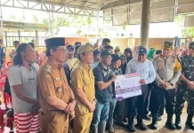 Bantuan Rp 1,4 Miliar Bagi Warga Korban Banjir di Balangan Resmi Disalurkan ASFA