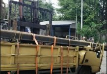 TRAGIS! Gegara Rem Mendadak Truk Bermuatan Besi Tertimpa Muatannya, Kabin Hancur dan 2 Orang Tewas di Tempat