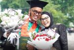 Uya Kuya Sukses Raih S2 Magister Hukum Unissula, Tesis Terinspirasi dari Penjarahan Rumah Pribadinya!