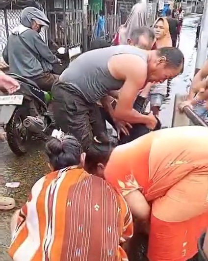 Seorang Bocah Dilaporkan Lemas Hingga Tenggelam Saat Berenang di Jalan Manggis Banjarmasin