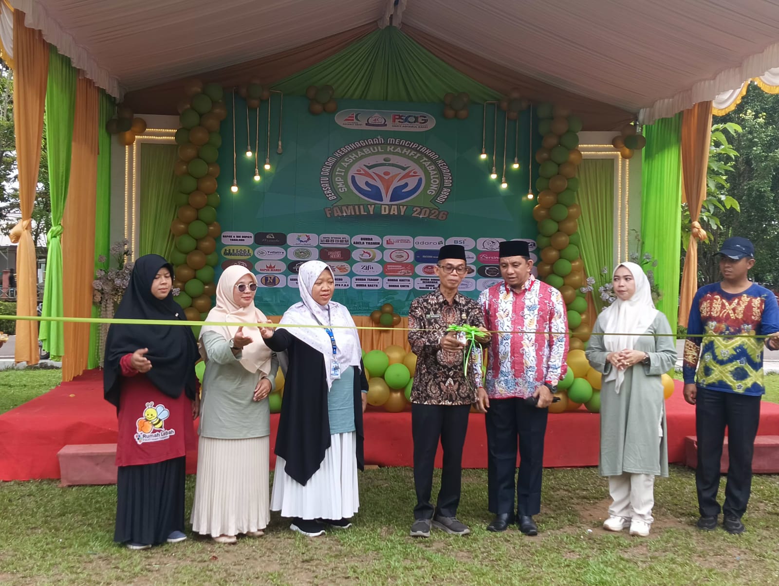 SMP IT Ashabul Kahfi Tabalong Gelar Family Day 2026, Pererat Silaturahmi Keluarga Besar Sekolah