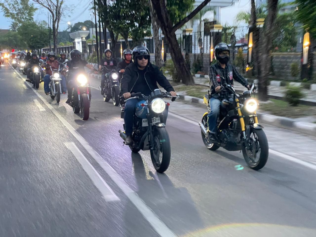 Komunitas NMAX, Aerox hingga XSR Ramaikan Yamaha Synergy Ride Palangkaraya, Puluhan Biker Tumpah di Jalanan Kota