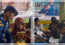 Kapal Polisi Disulap Jadi Perpustakaan Apung, Anak Pesisir Tanah Laut Kini Punya Akses Ilmu Tanpa Batas