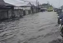 Banjir di Handil Bakti, Macet di Sisi Minim Genangan Air