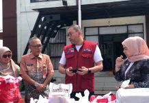 Banjir Banjarbaru! Kemensos Turun Tangan Serahkan Bantuan Darurat untuk 900 Warga Terdampak