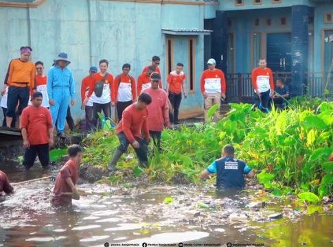 Tanggulangi Banjir, Pemko Banjarmasin Bersihkan Sungai Guring