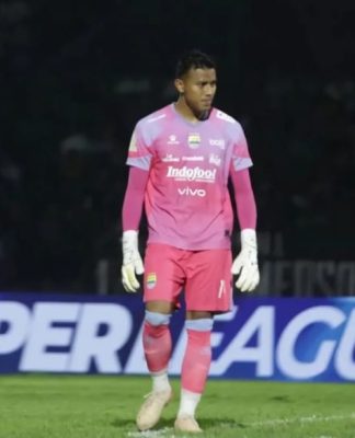 Clean Sheet Sang Penjaga: Teja Paku Alam Catat Rekor, Persib Tak Tergoyahkan
