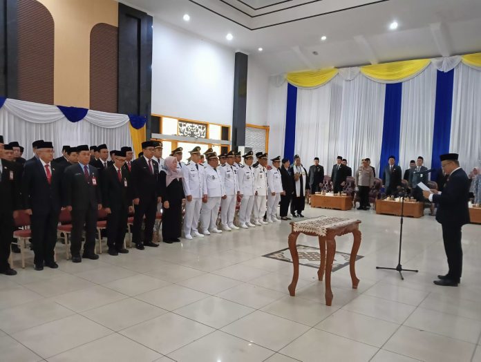 Bupati Tabalong Lantik 9 Pejabat Pimpinan Tinggi Pratama, Tekankan ASN Smart Hadapi Tantangan 2026